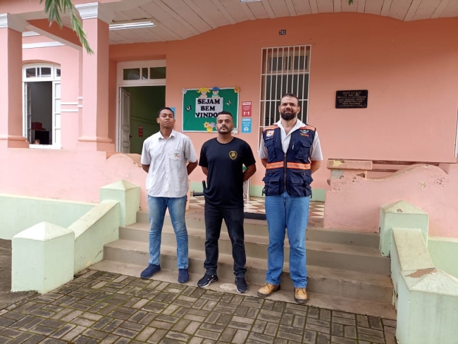 Mais segurança nas escolas de Rio Doce