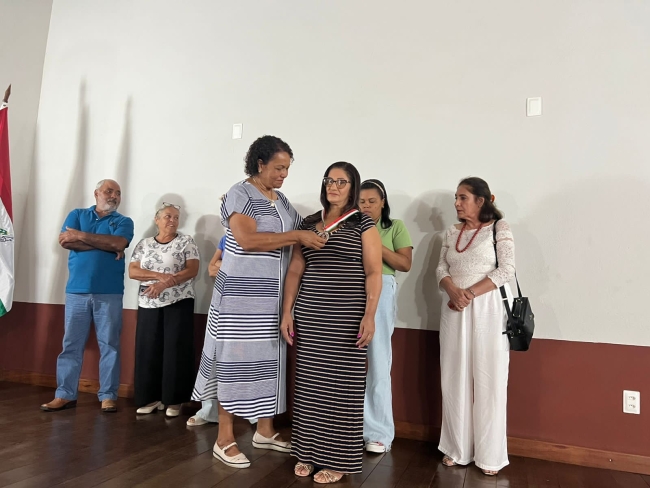 Prefeitura homenageia mulheres e entrega Comenda Cecília Palermo